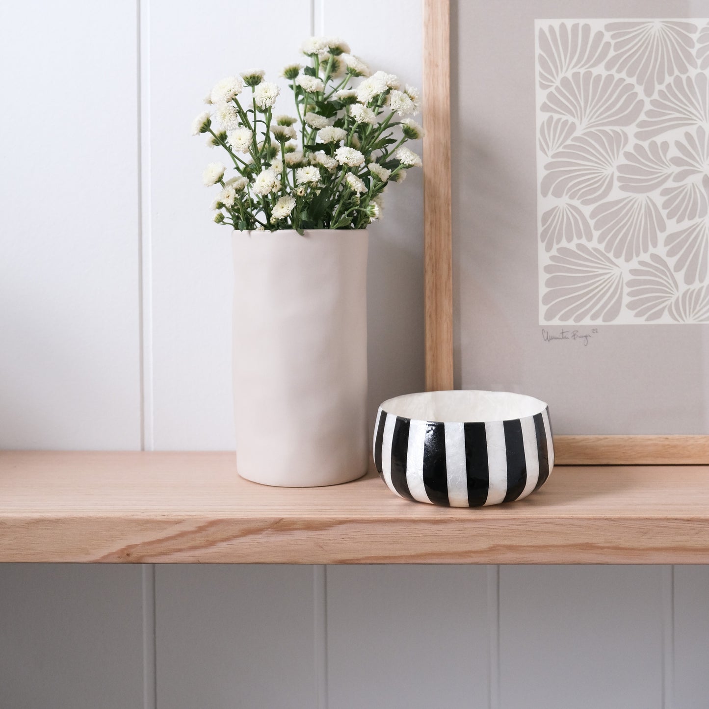 Cloud Vase Chalk (M)
