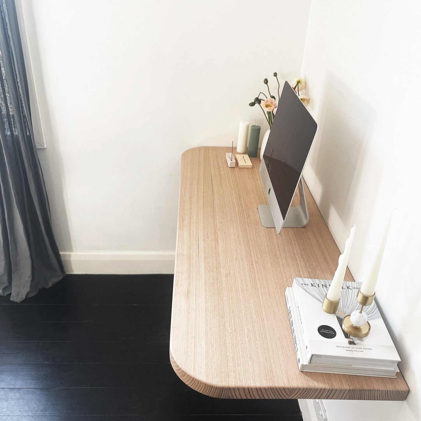 Floating Desk