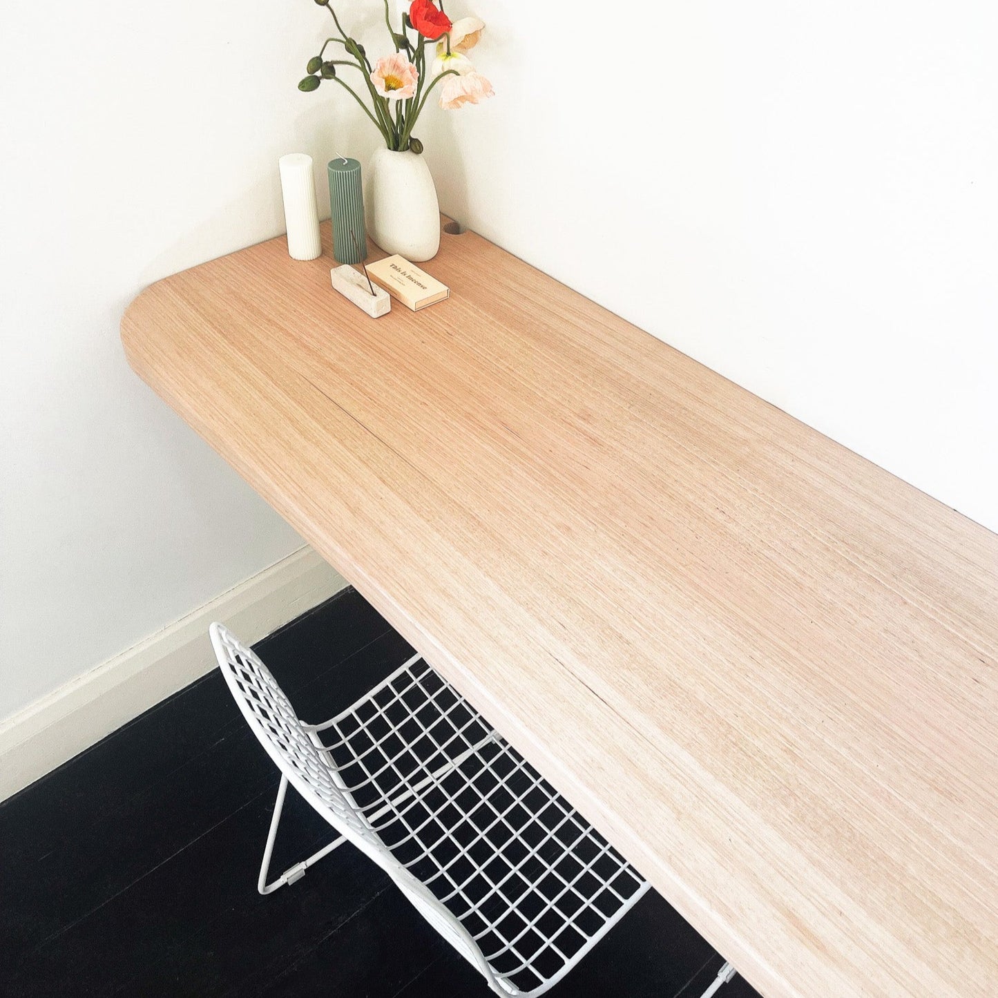 Floating Desk