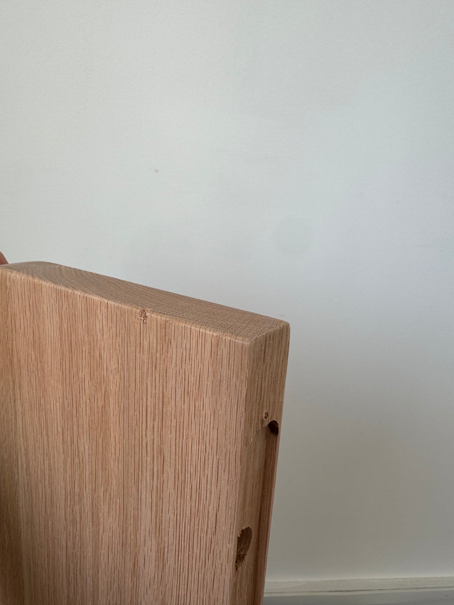 Curved Floating Shelf in Blonde Oak - 285mm x 750mm - warehouse sale
