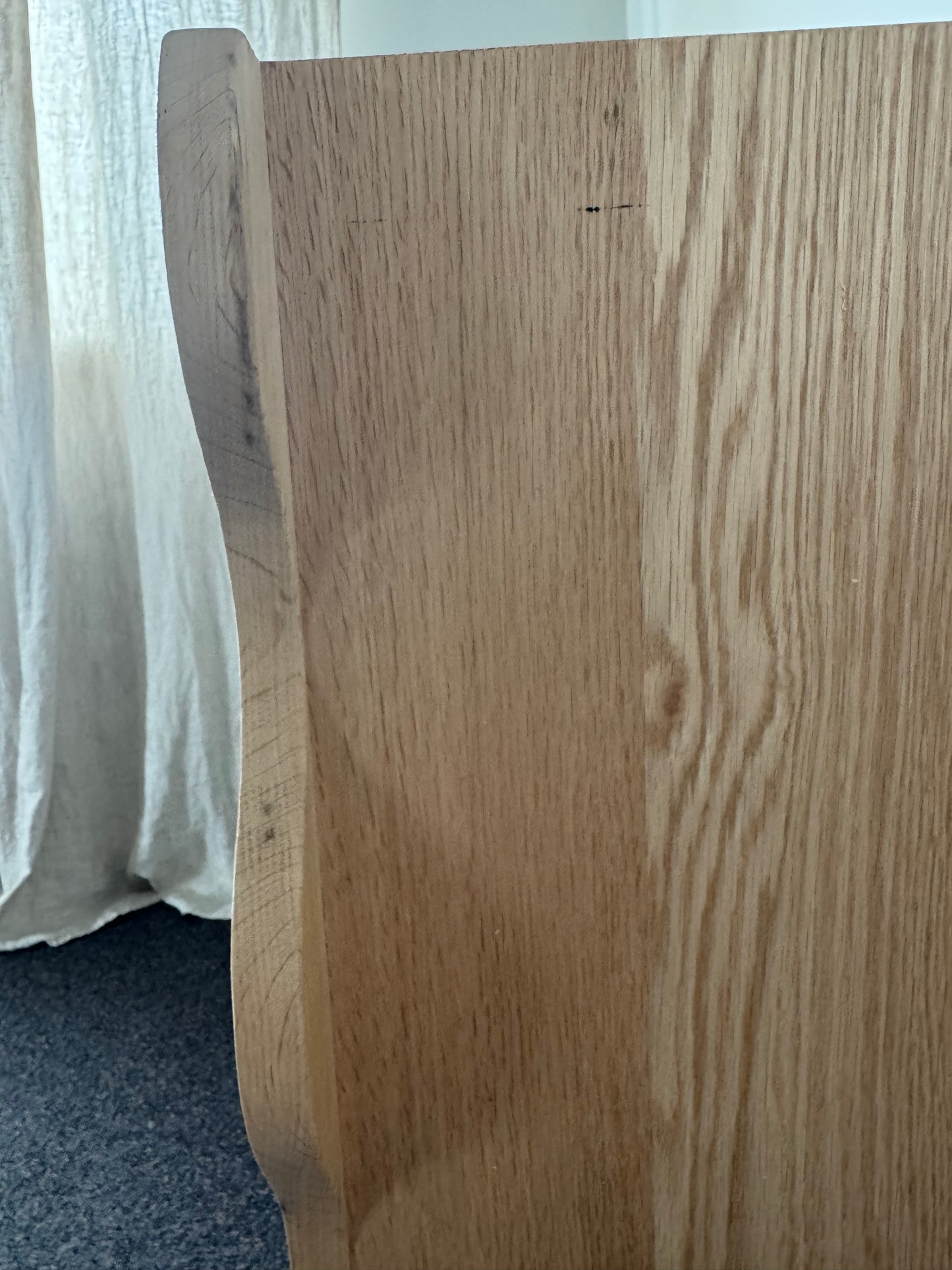 Wave Floating Shelf in American Oak - 290mm x 715mm - warehouse sale