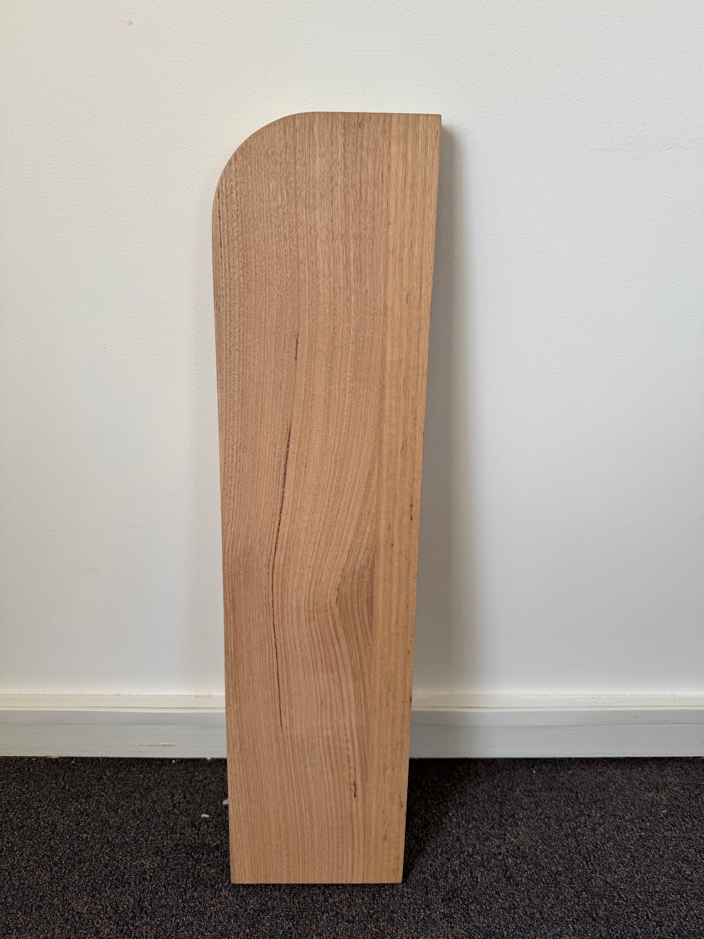 Curved Floating Shelf in American Oak - 185mm x 750mm - warehouse sale