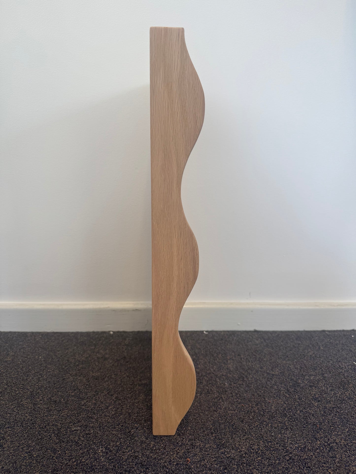 Wave Floating Shelf in American Oak - 285mm x 560mm - warehouse sale