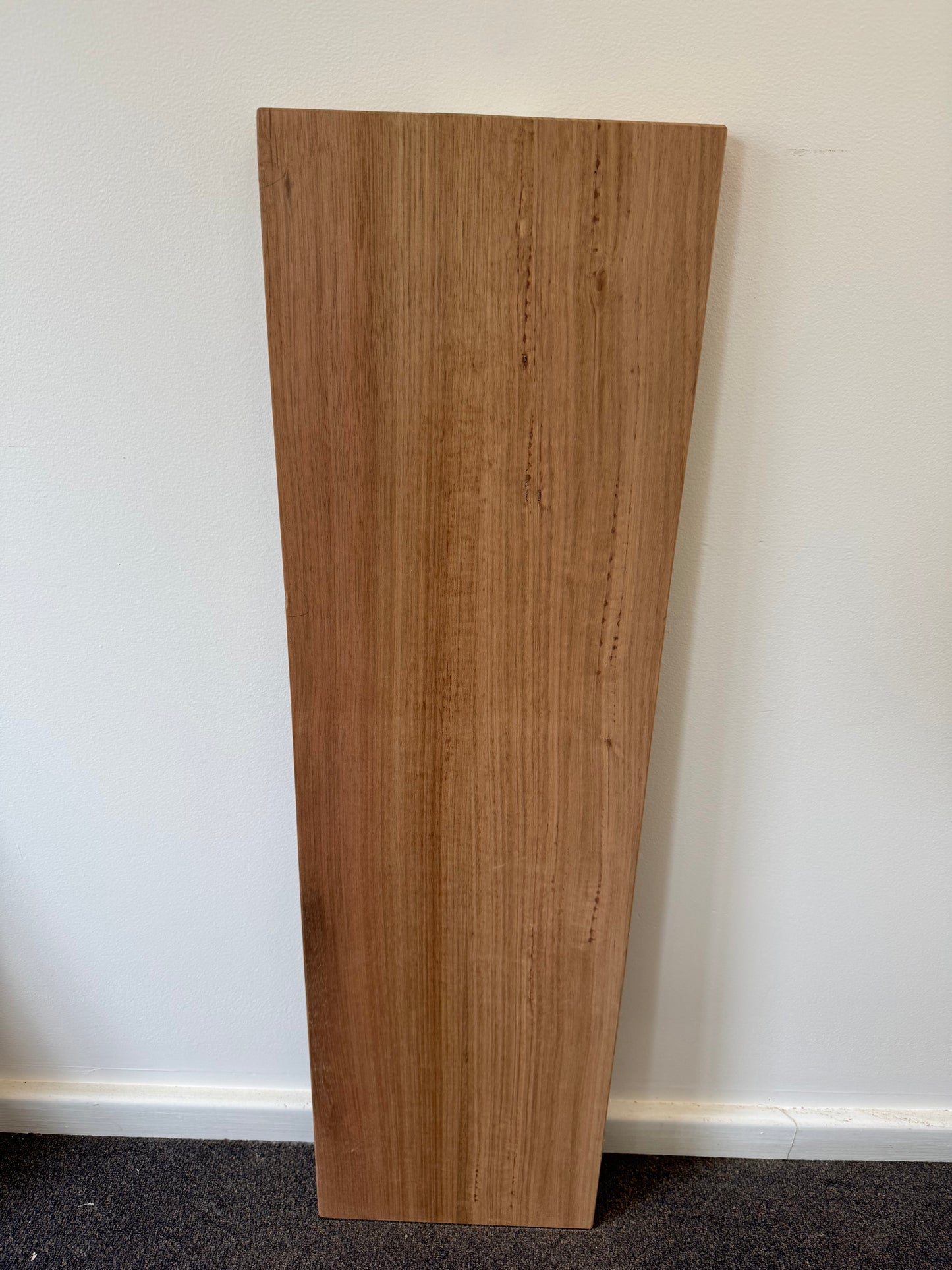 Floating Shelf in Tasmanian Oak - 285mm x 1000mm - warehouse sale