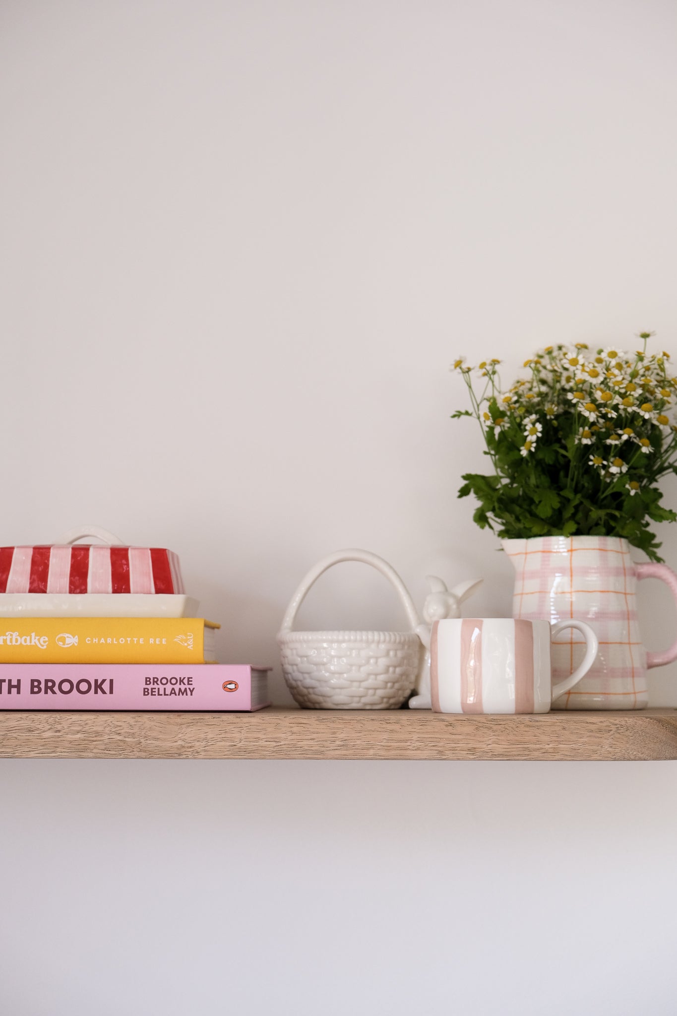 Curved Floating Shelf (Spotted Gum)