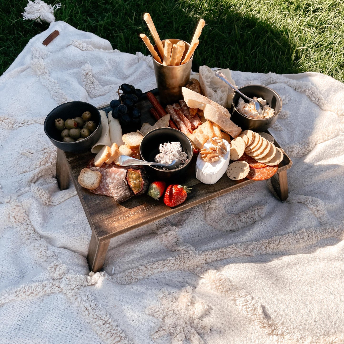 picnic table