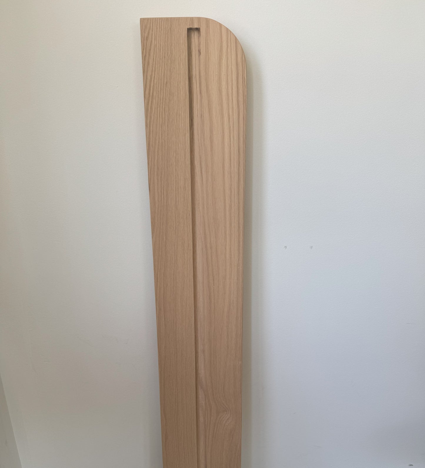 Curved Floating Shelf in American Oak - 185mm x 1200mm - warehouse sale