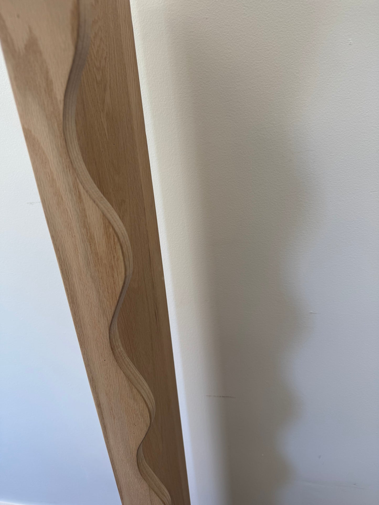 Wave Floating Shelf in American Oak - 200mm x 1250mm - warehouse sale
