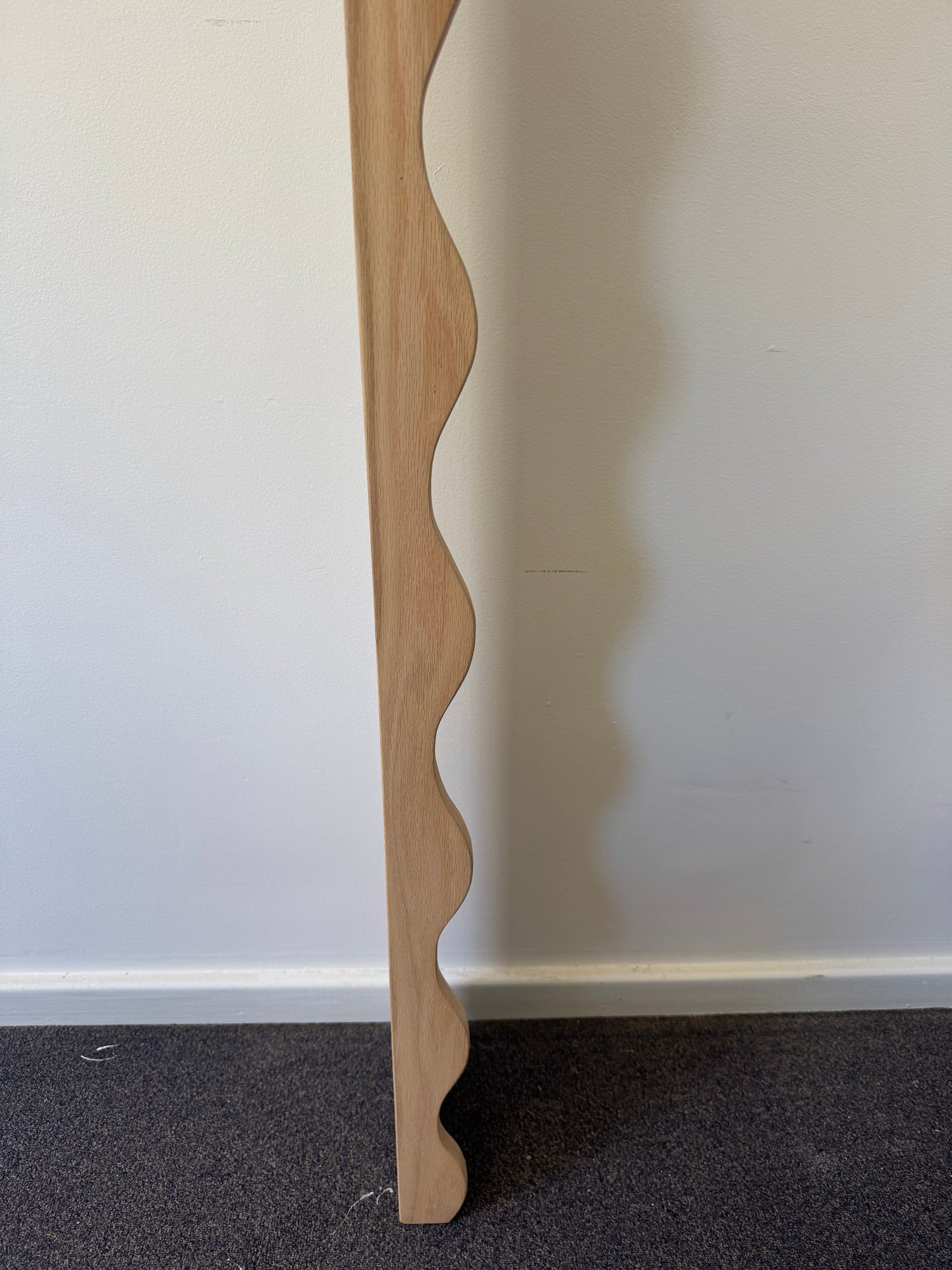 Wave Floating Shelf in American Oak - 200mm x 1250mm - warehouse sale