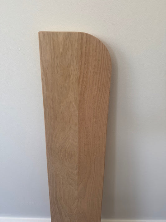Curved Floating Shelf in American Oak - 185mm x 900mm