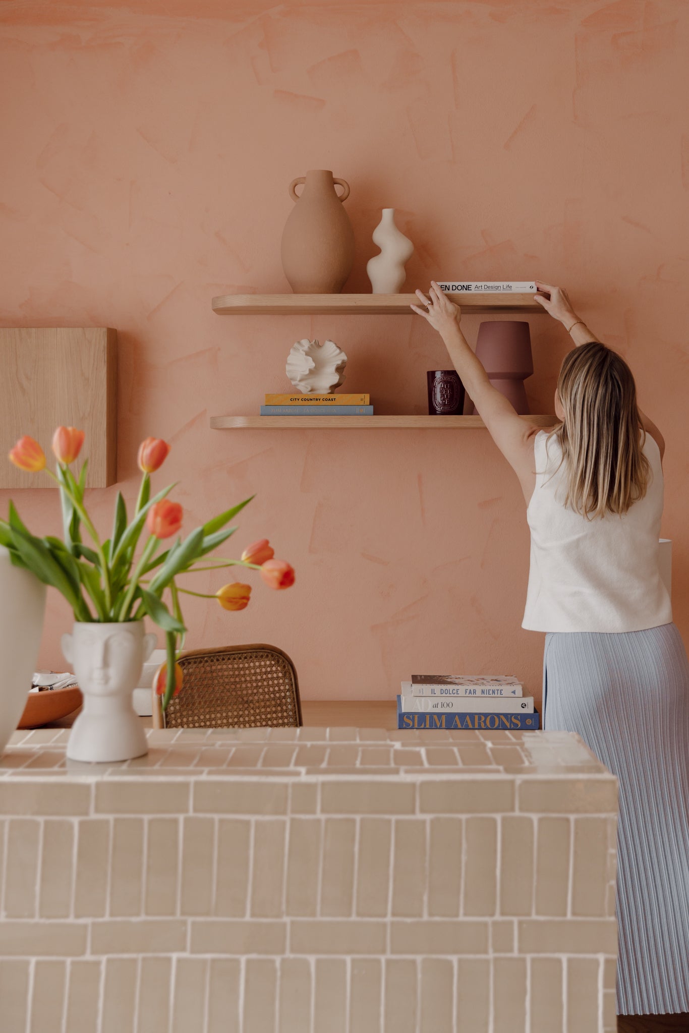 Curved Floating Shelf